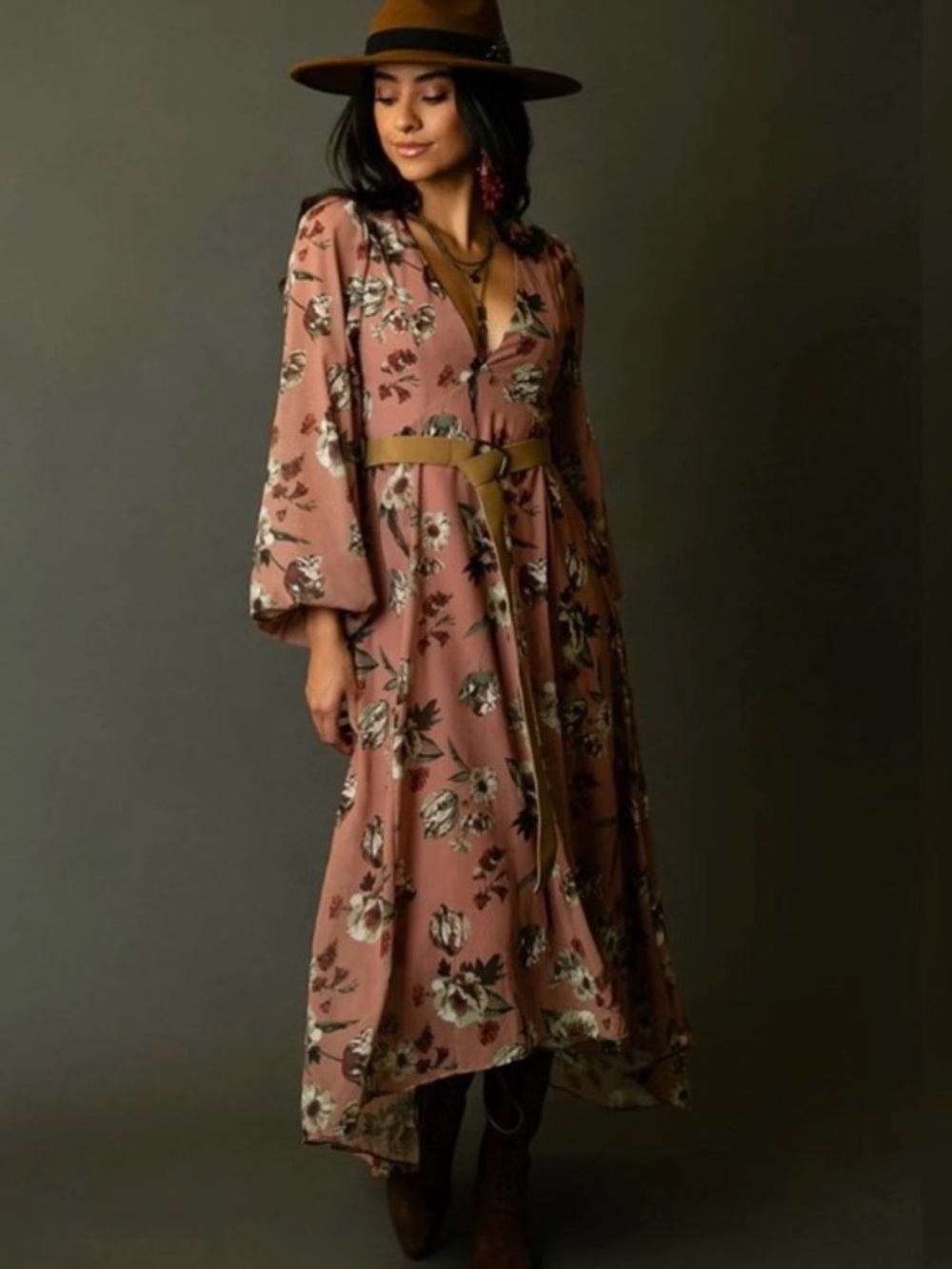 Joyfolie Mía Joy Blush Floral Maxi Dress with Waist Tie